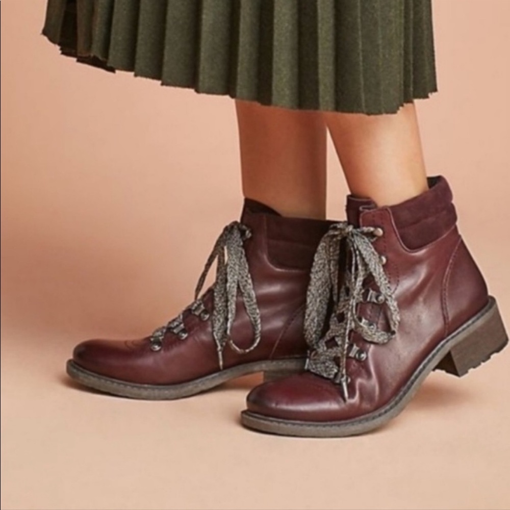 Sam Edelman Darrah Hiking Boots - Picture 2 of 16